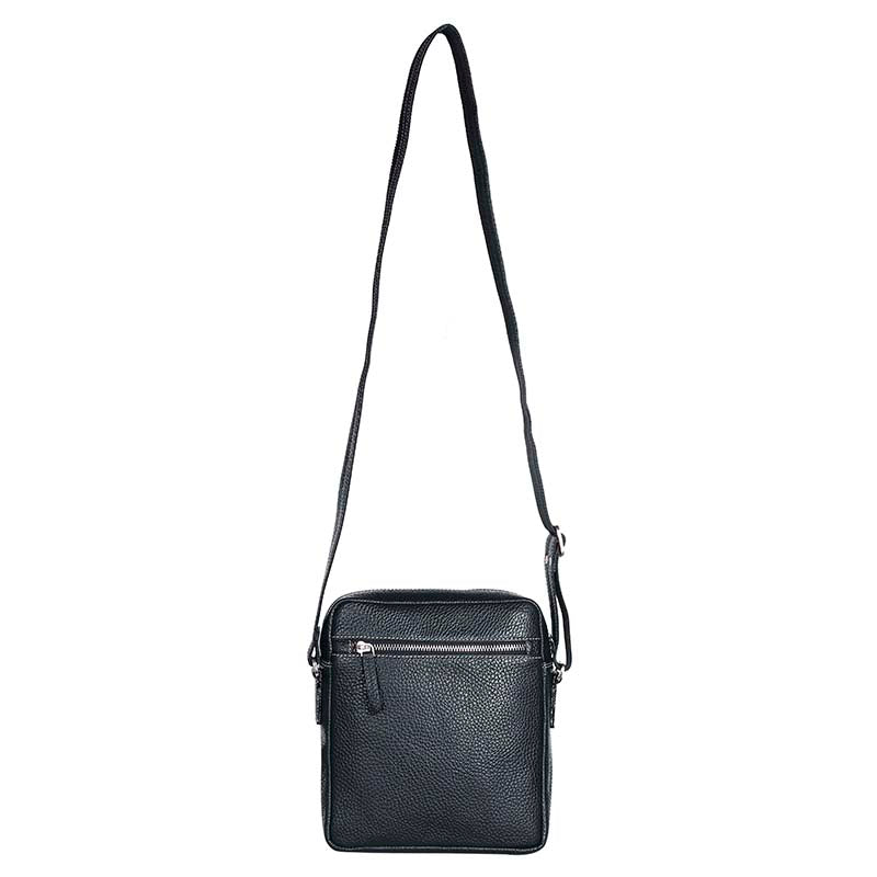 MarkStyling – Classic Black Leather Crossbody with Front Zip Pocket Detail