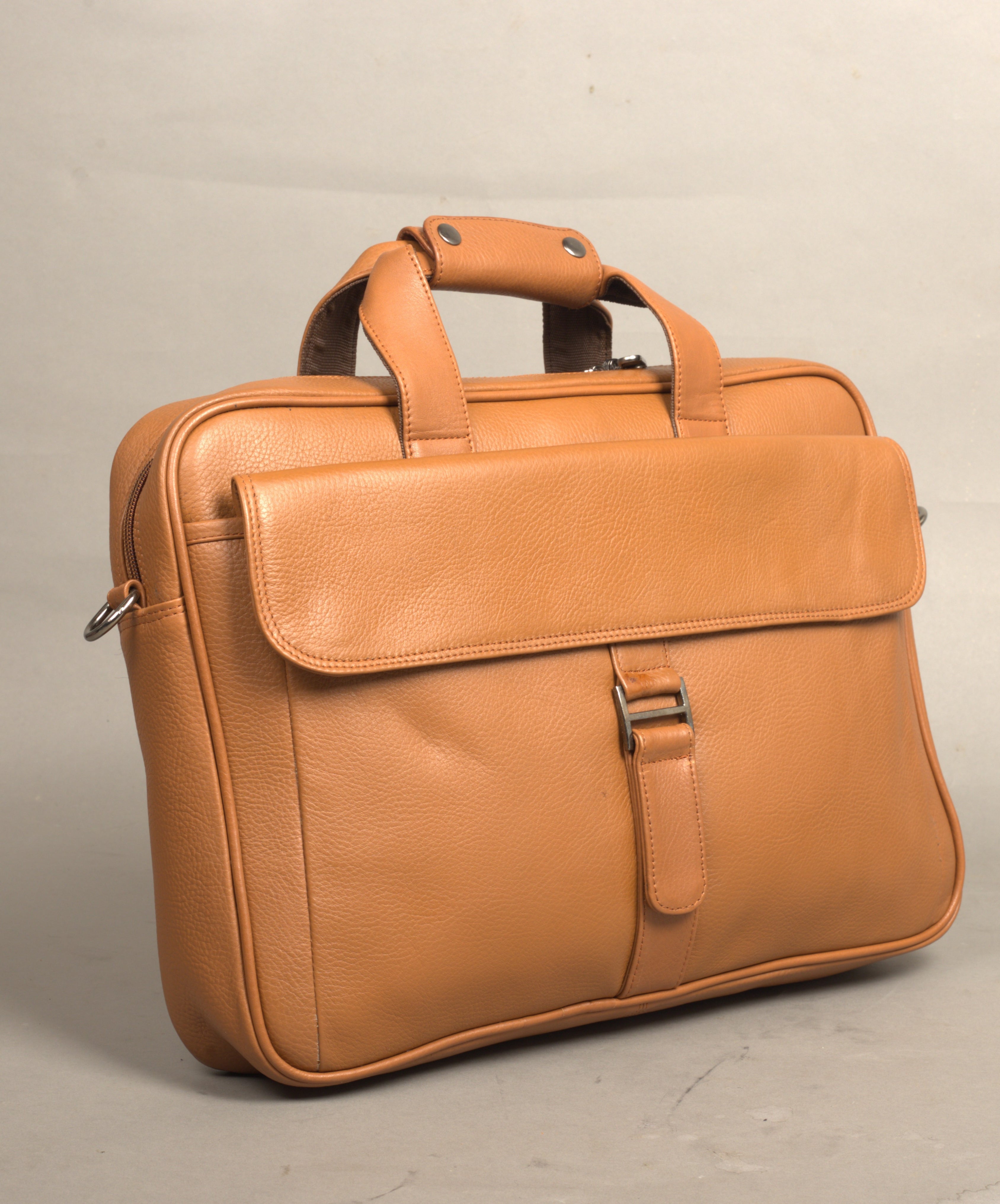 MarkStyling – Unisex – Tan Classic Leather Work Bag