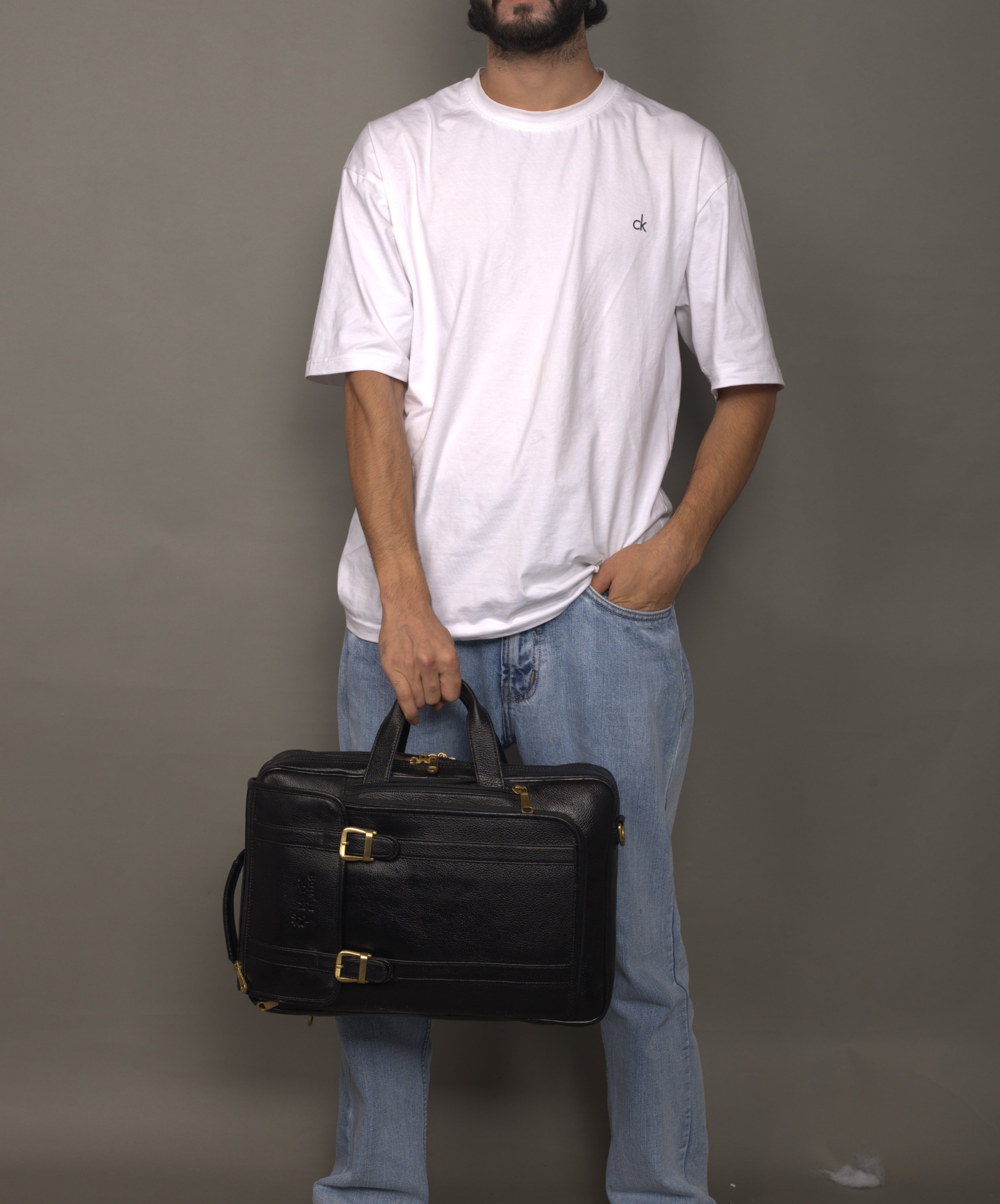 MarkStyling – Classic Black Leather Backpack with Dual Buckle Flap