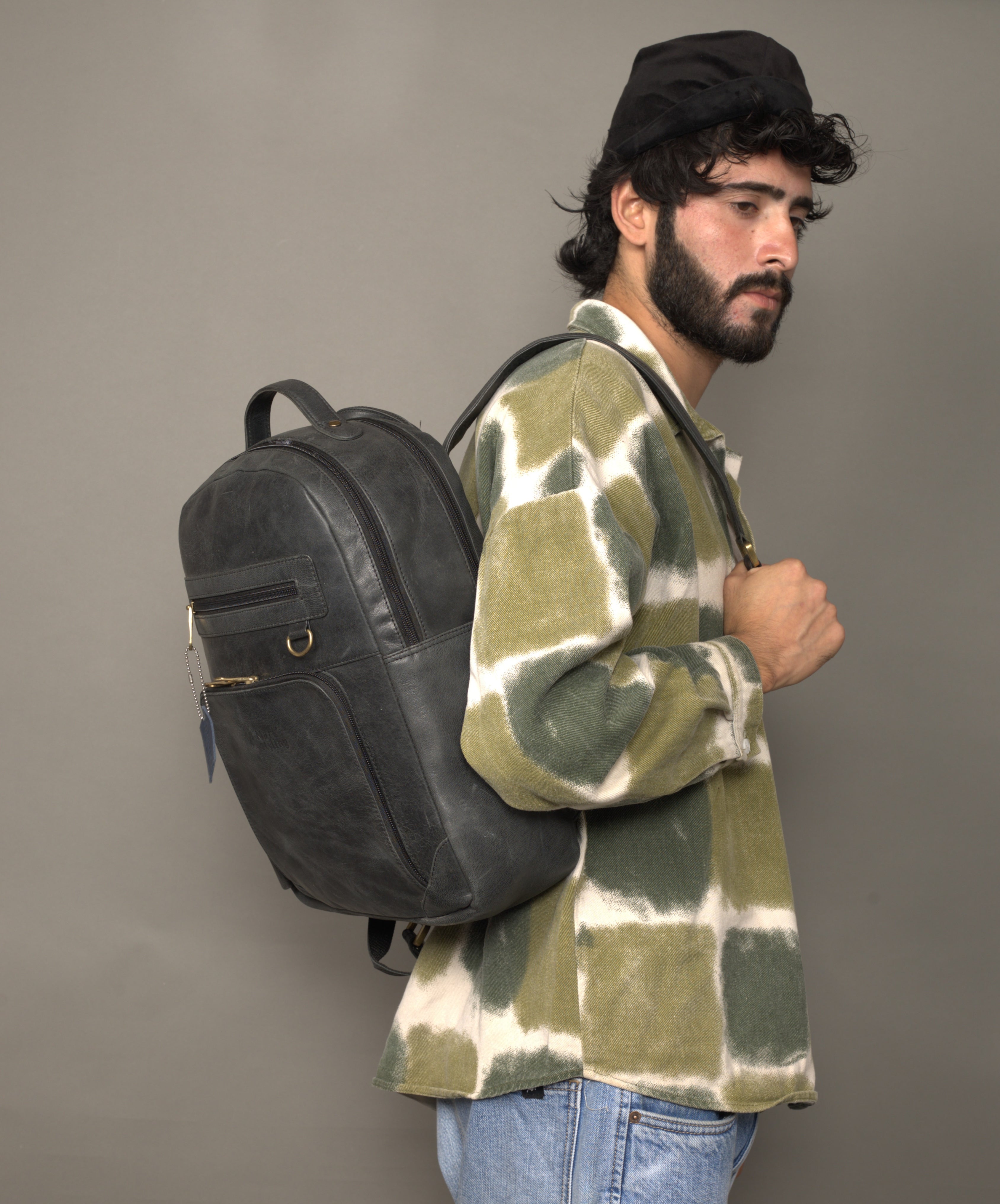 MarkStyling – Unisex – Midnight Voyager Leather Backpack