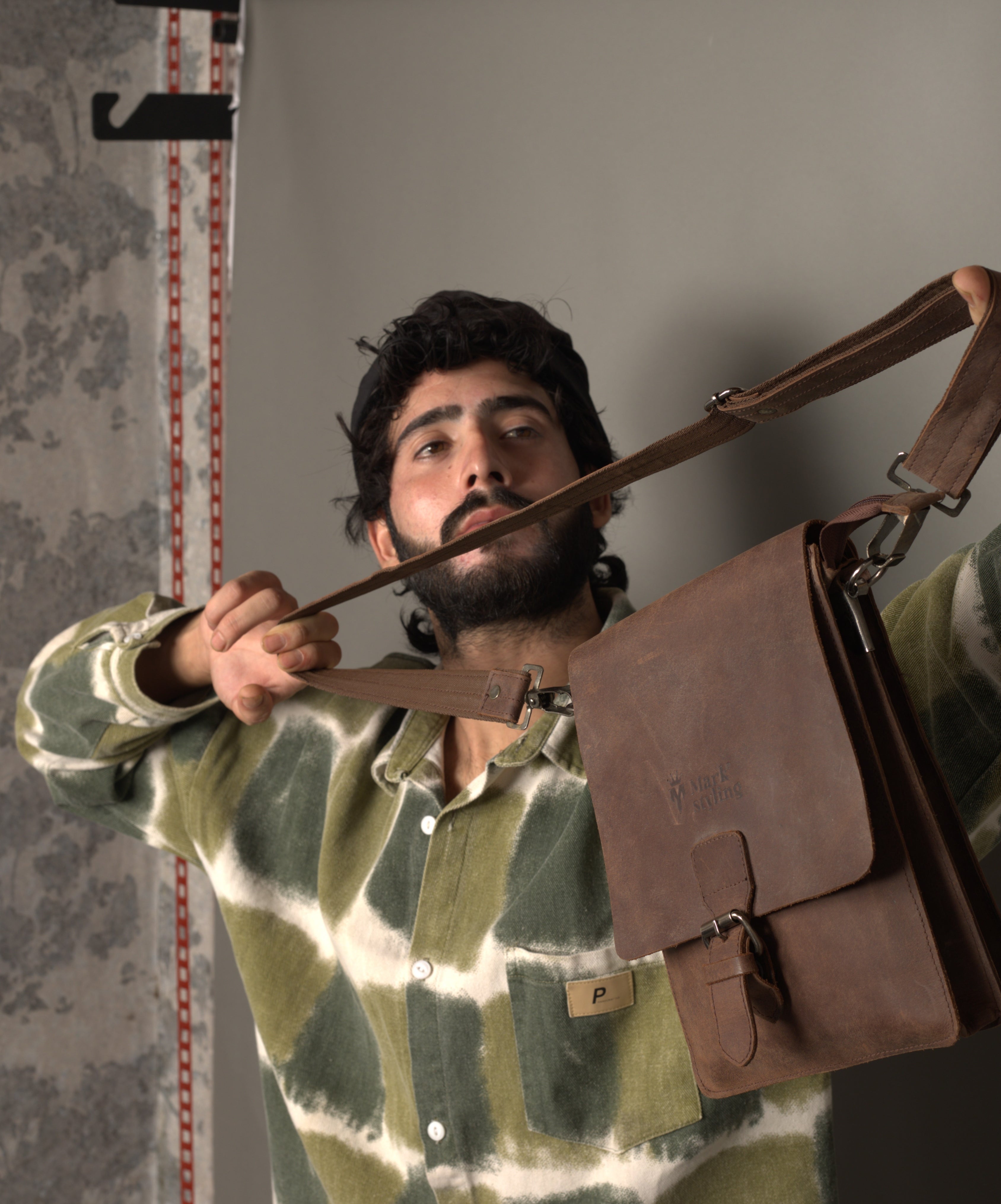 MarkStyling – Unisex – Harappa Leather Satchel Bag